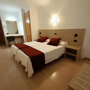 https://hotel-vilobi.topbarcelonahotels.com