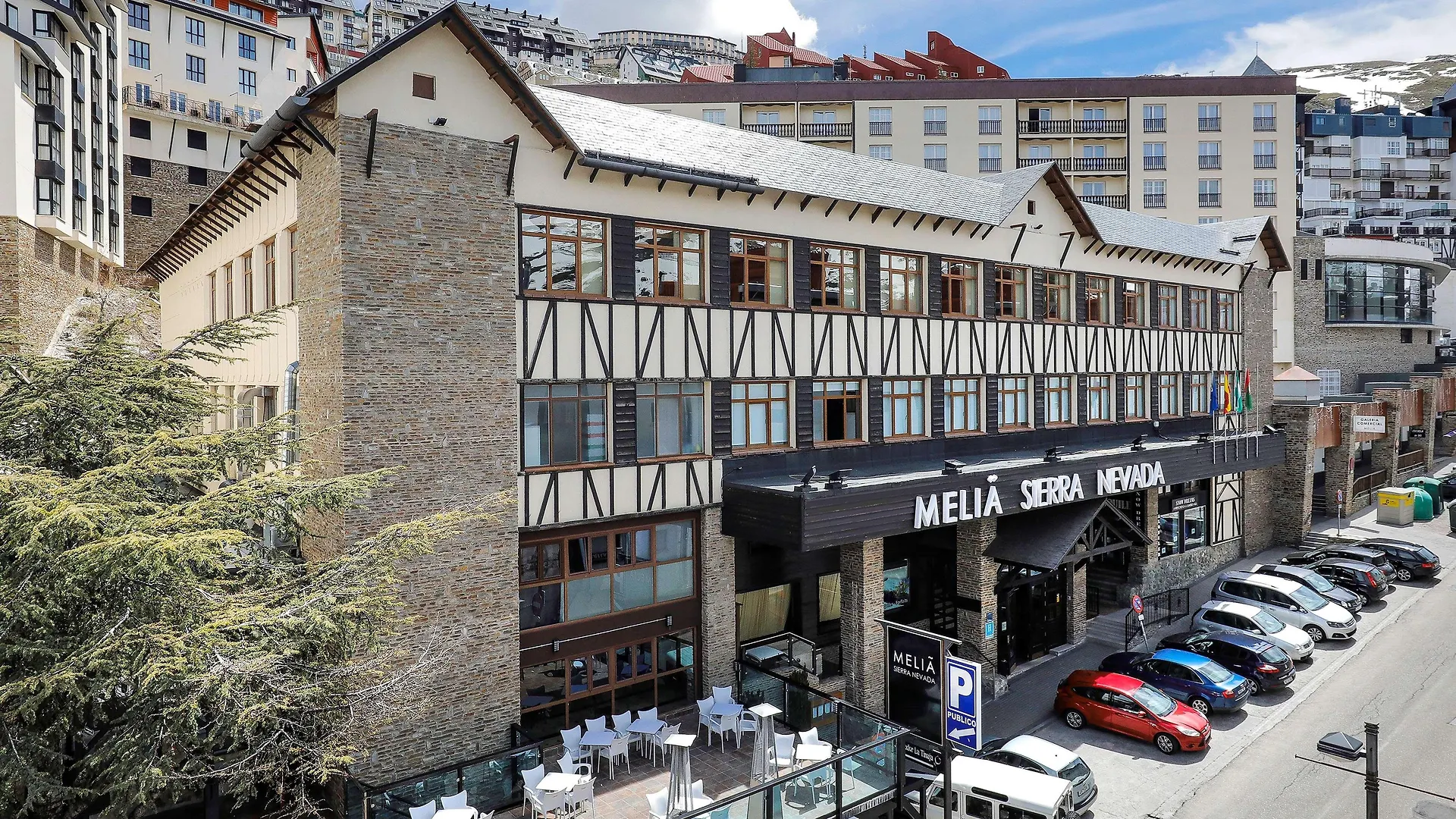 Melia Sierra Nevada Hotel 4*,